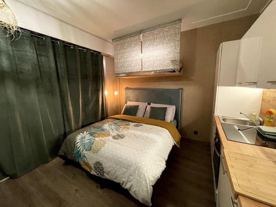 La Room: Seaside Apartment + Terrace + Parking Menton Exteriör bild